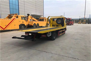 孟连非事故拖车